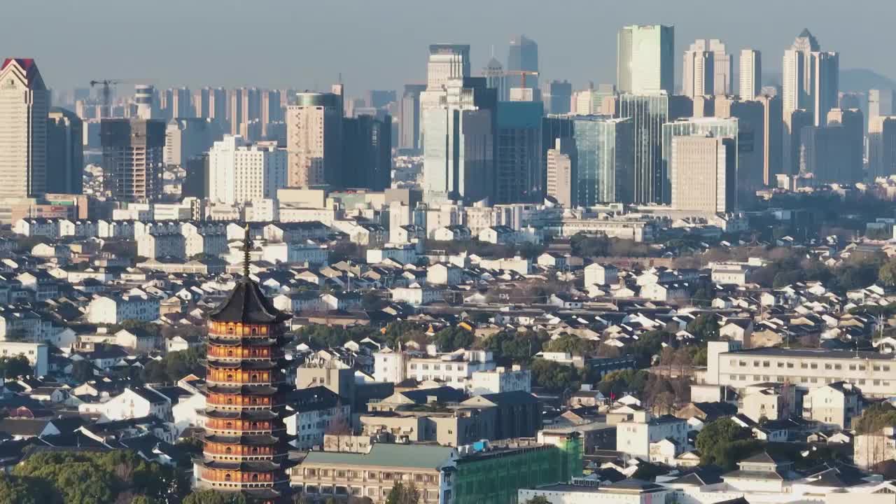 苏州北寺塔与苏州新区建筑群航拍视频素材