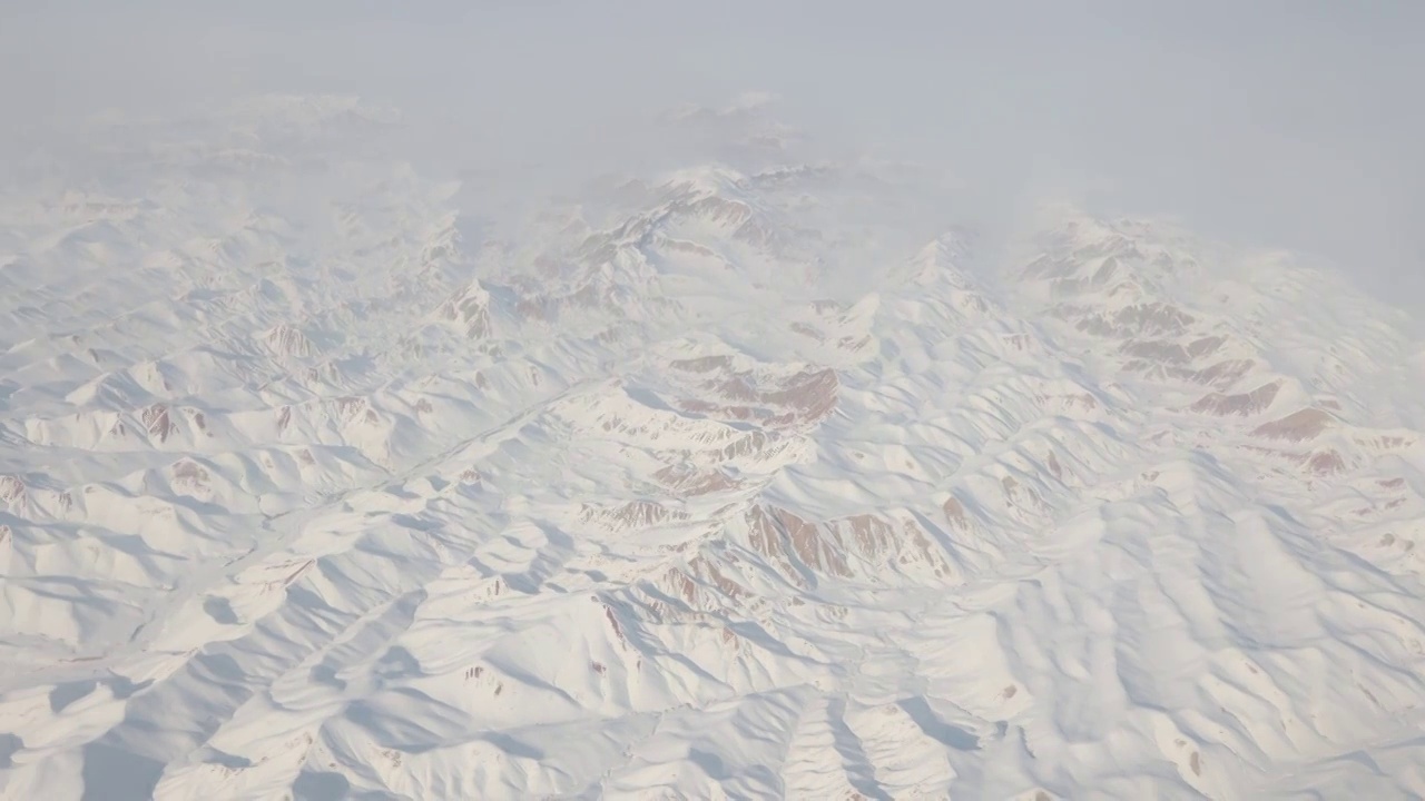 天山雪景航拍视频素材