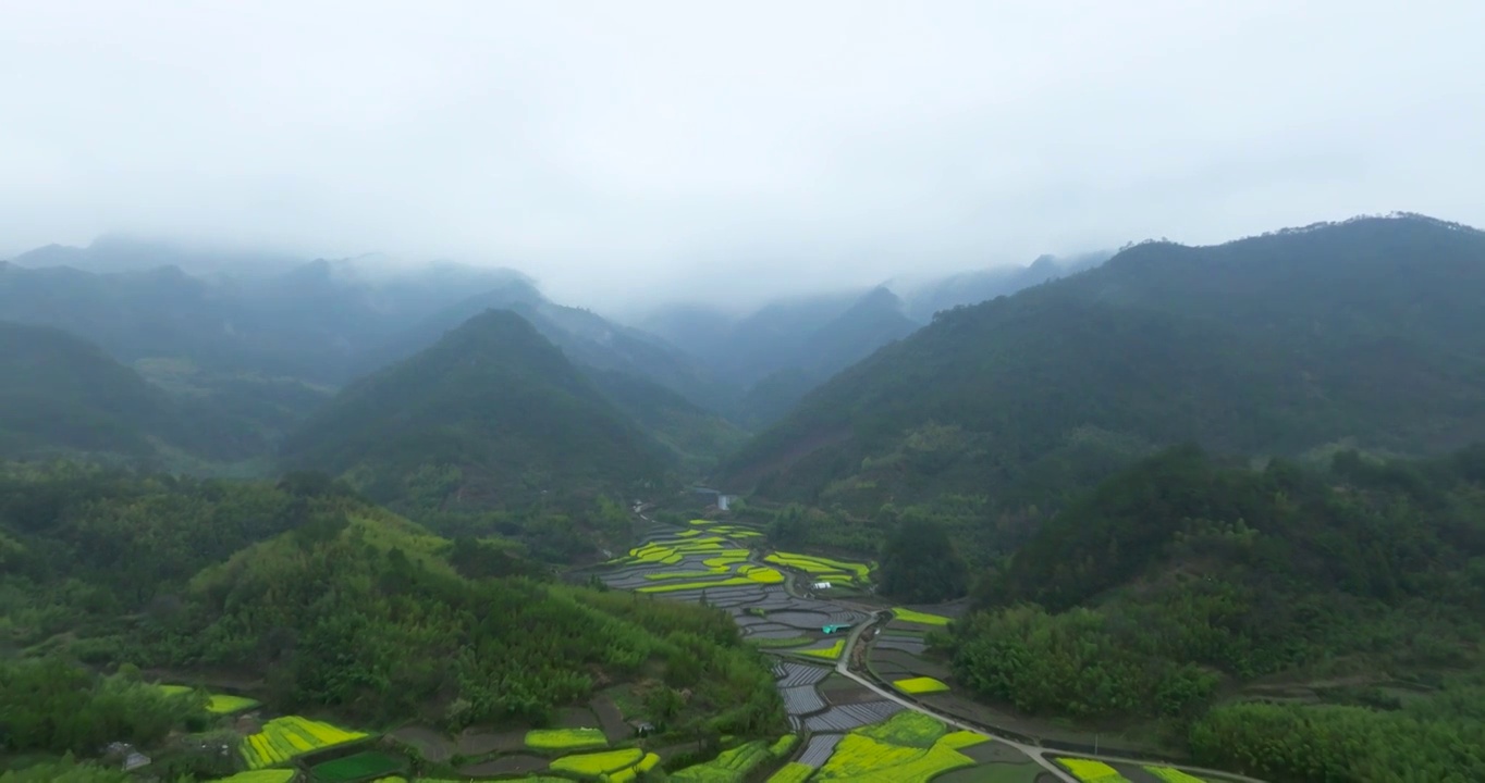 安徽省宣城市绩溪县龙川乡村田园风光和村庄居住环境视频素材