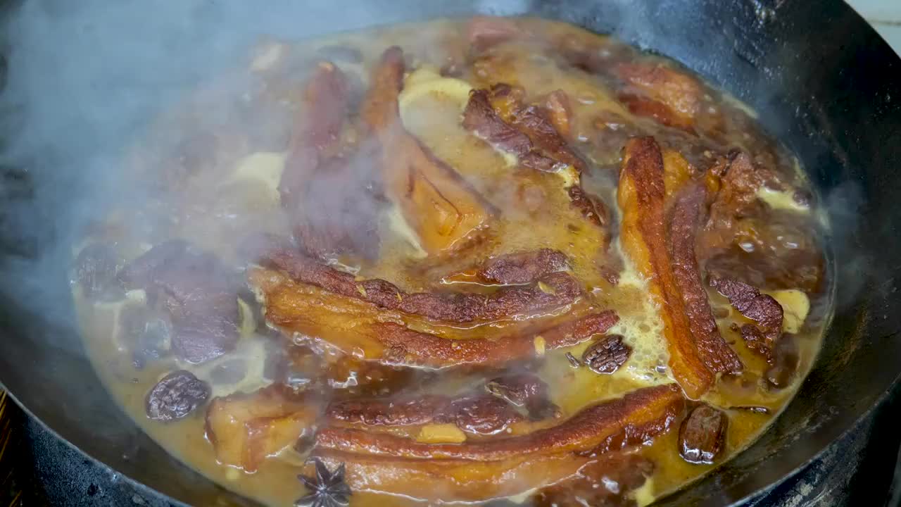 卤肉猪肉红烧肉美食过年美味食物视频素材