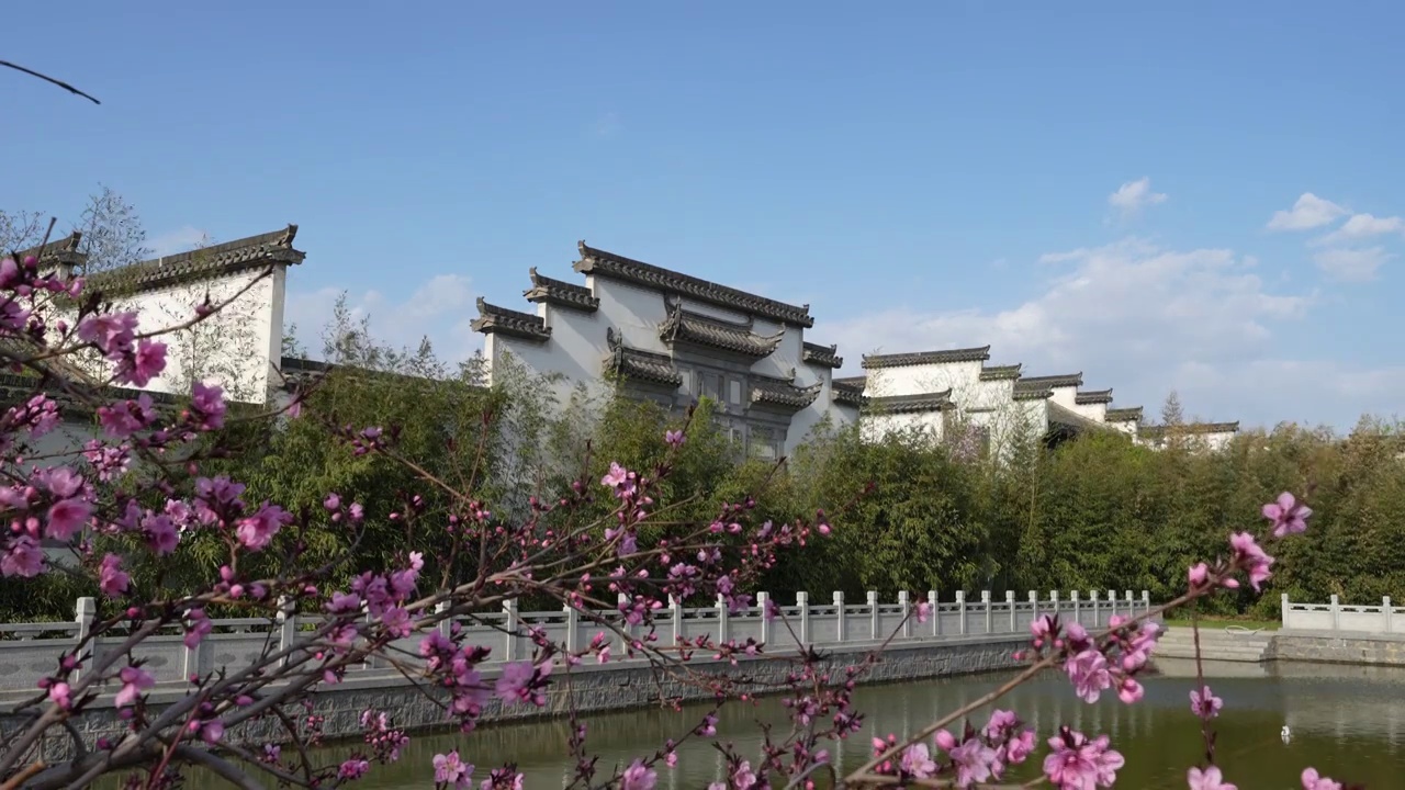 北京园博园古民居文化区建筑景观春色视频素材