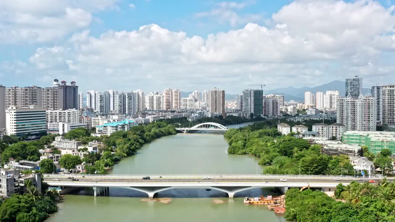 海南省三亚市三亚河两岸城市风光航拍视频素材