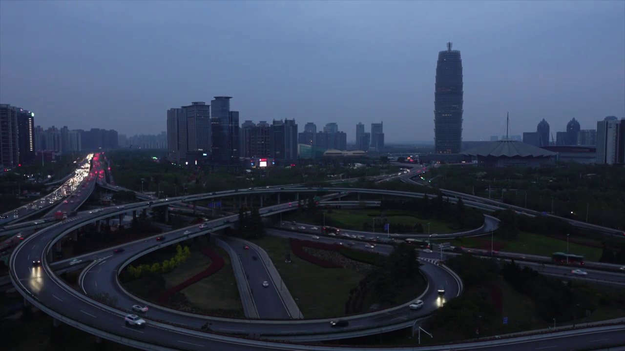 郑州地标玉米楼夜景延时视频素材