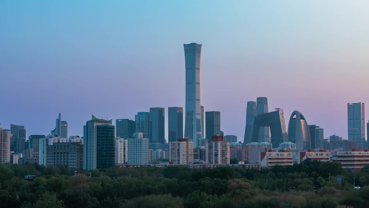 北京国贸CBD夜景日转夜天际线视频素材