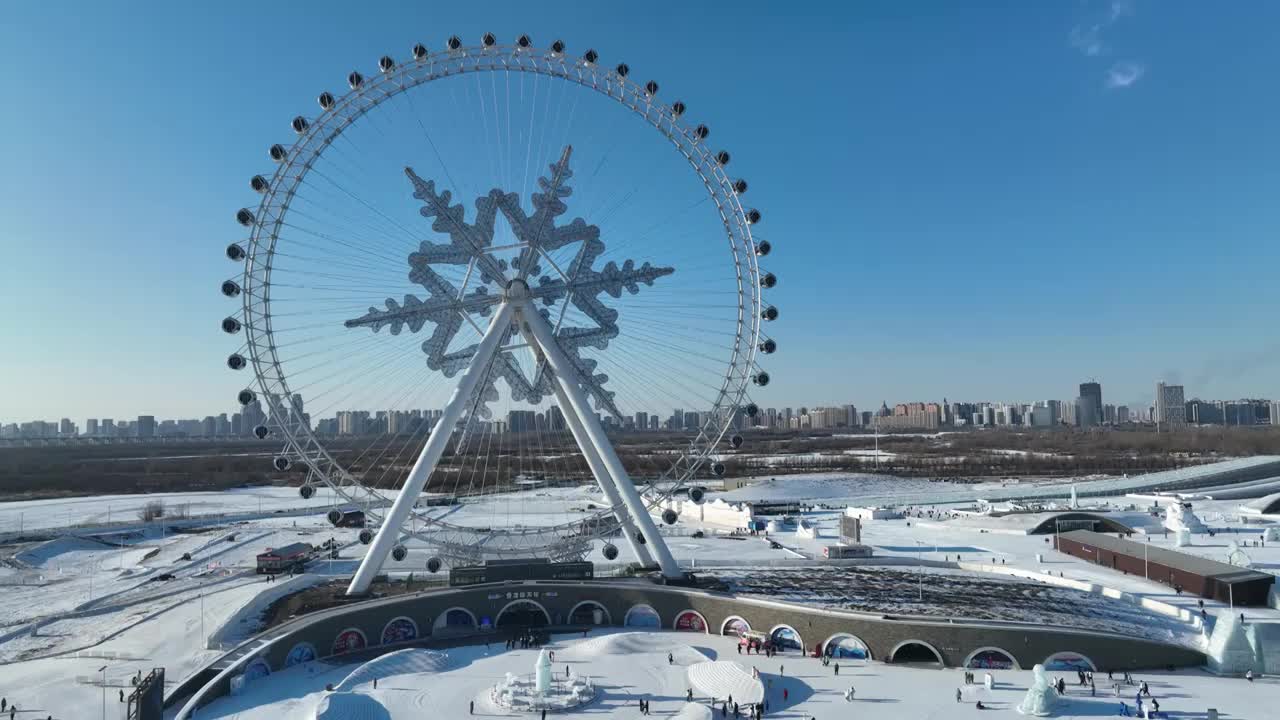 哈尔滨冰雪大世界冰雕航拍景观视频素材