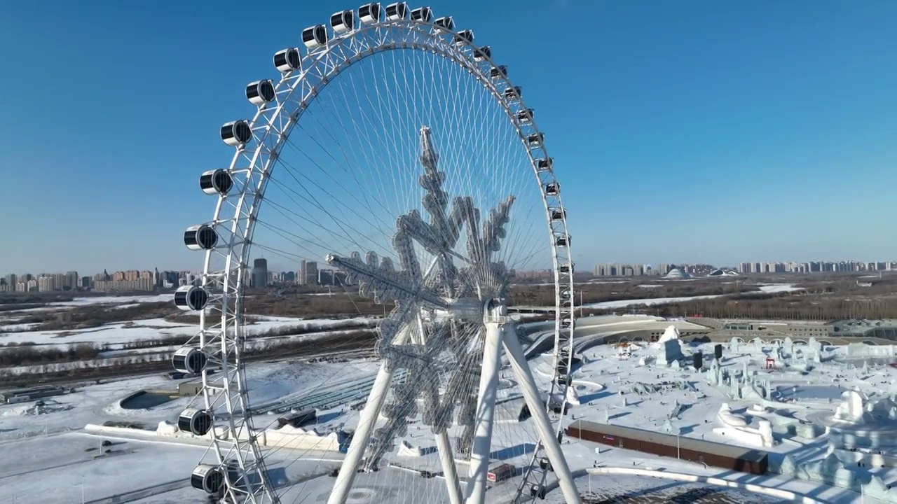 哈尔滨冰雪大世界冰雕航拍景观视频素材