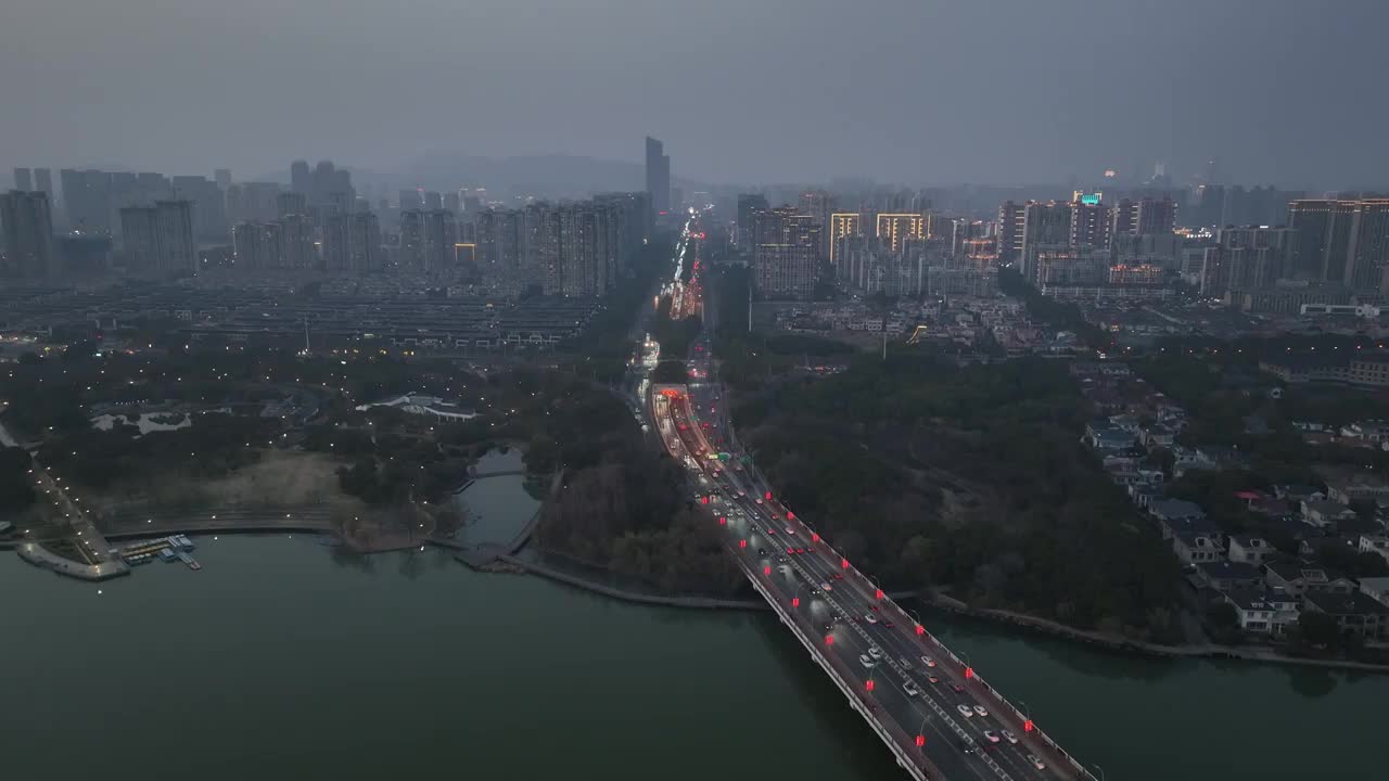 江苏省无锡市滨湖区蠡湖大道视频素材