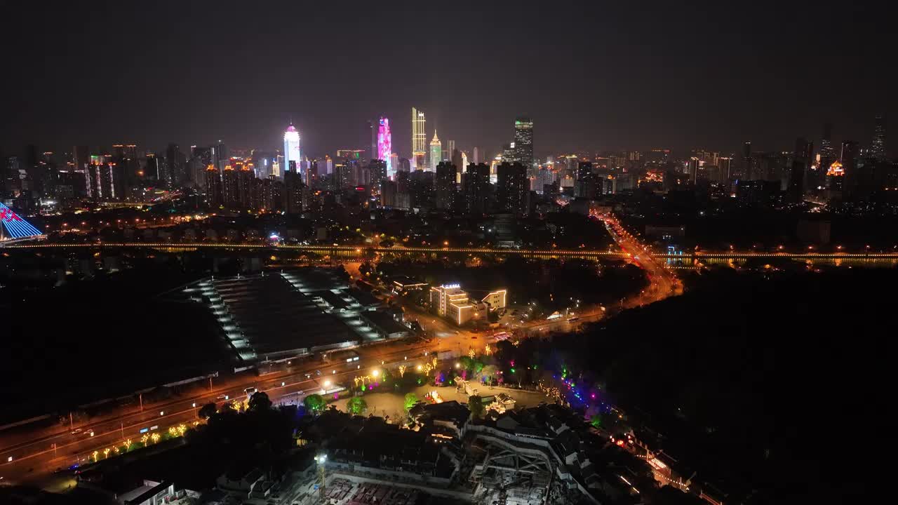 江苏省无锡市梁溪区-夜间的无锡城市风光视频素材