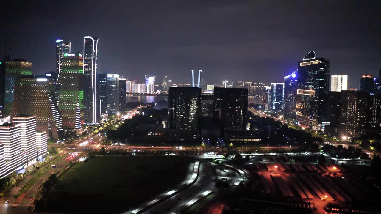 杭州钱江新城灯光秀夜景航拍视频素材