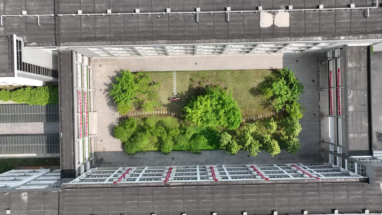 江苏省常州市溧阳市溧阳中学-教学楼视频素材