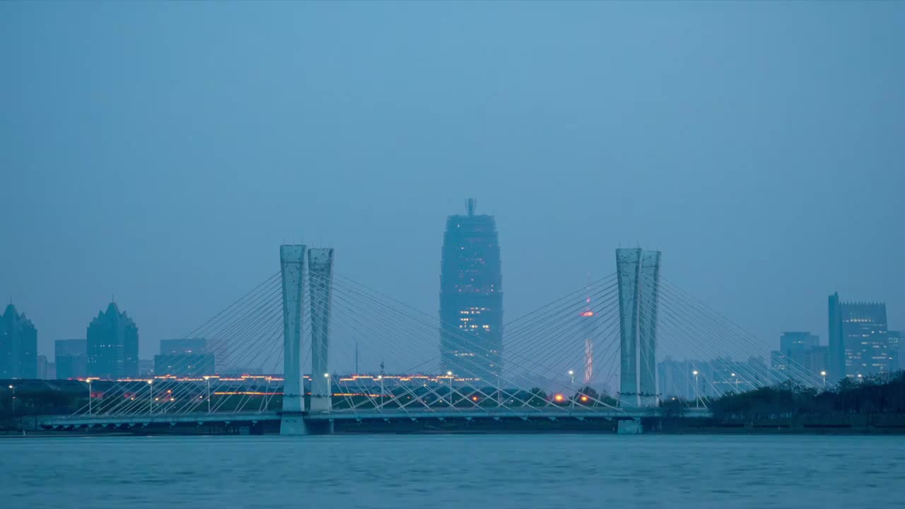 郑州地标千玺广场夜景延时视频素材