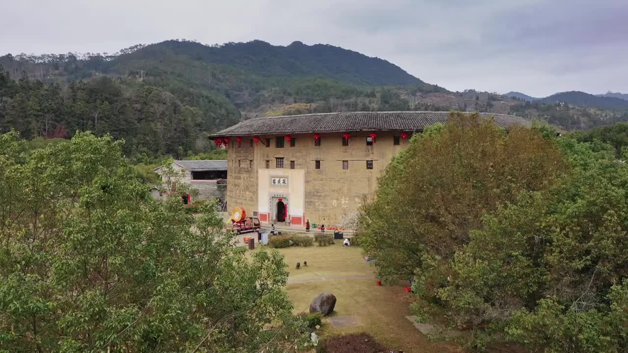 福建土楼，永定土楼群，振成楼，世界文化遗产，福建土楼群，洪坑土楼，圆形的古建筑视频素材