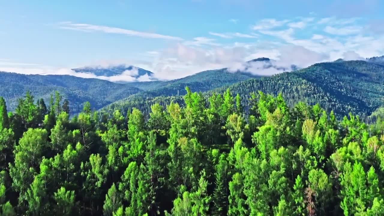 中国新疆山脉自然风光视频素材画面1