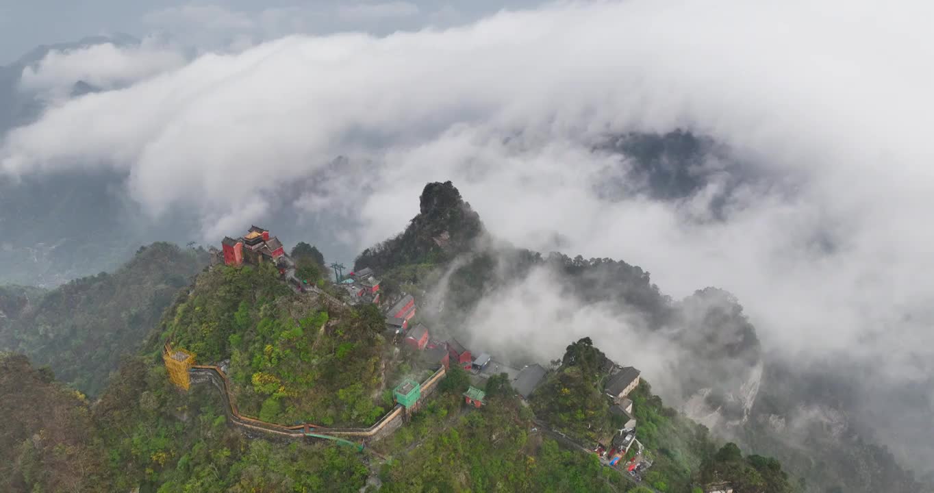 湖北十堰：道教名山武当山风光视频素材