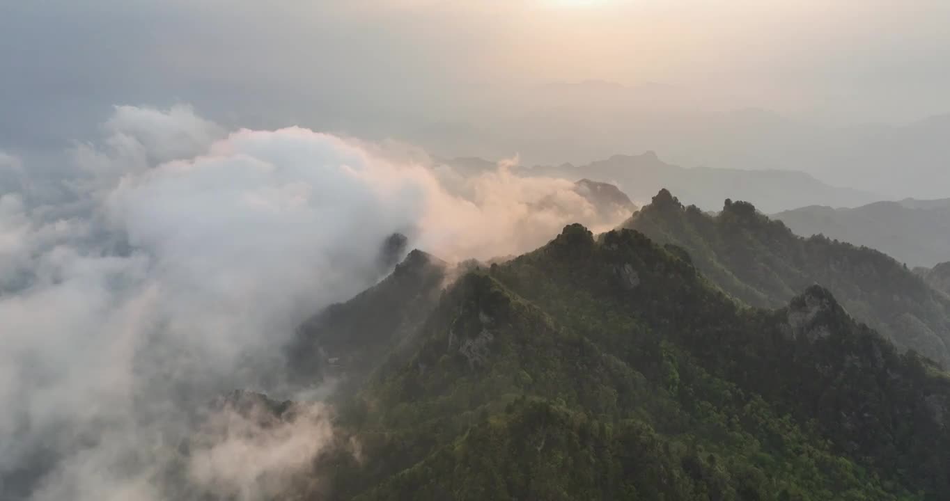 湖北十堰：道教名山武当山风光视频素材