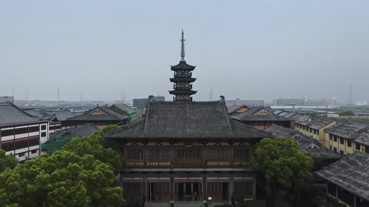 航拍上海松江延寿寺李塔视频素材