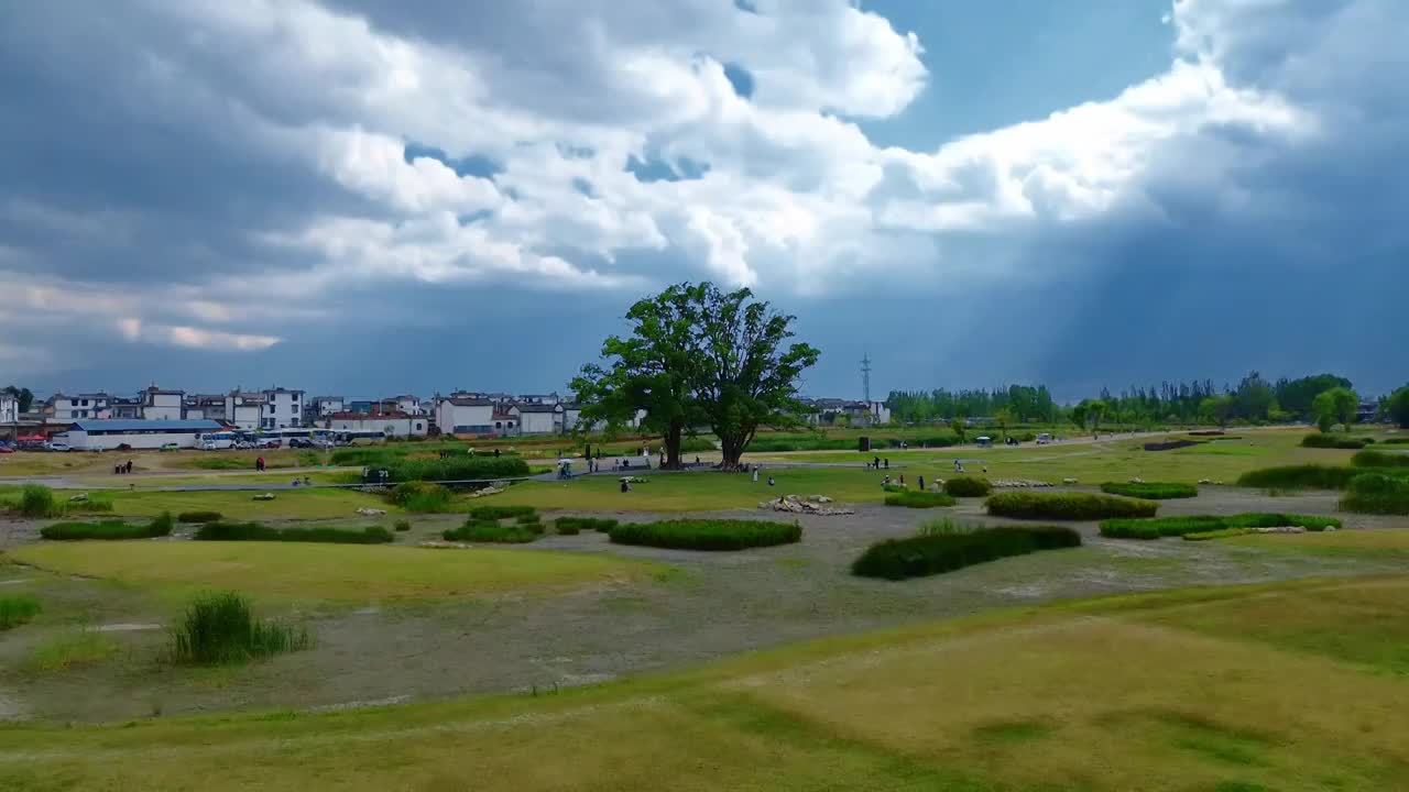 航拍大理喜洲夏日风光视频素材