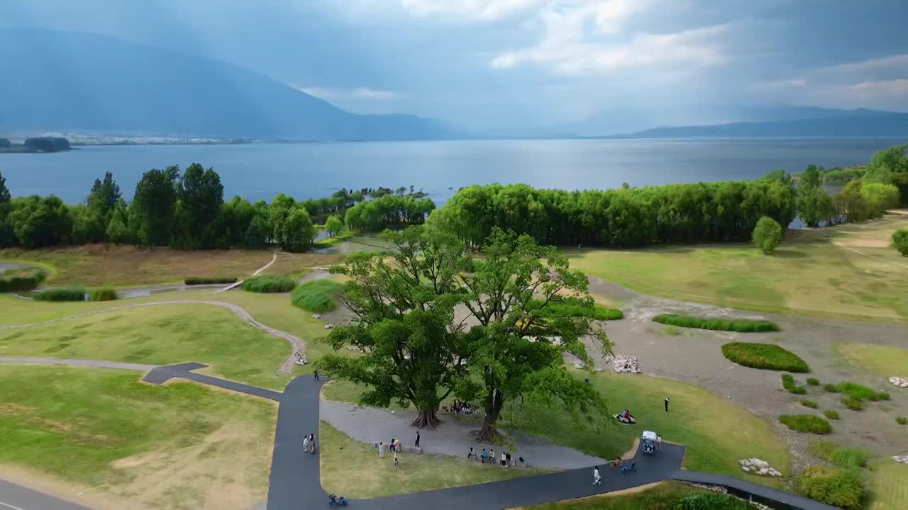 航拍大理喜洲夏日风光视频素材