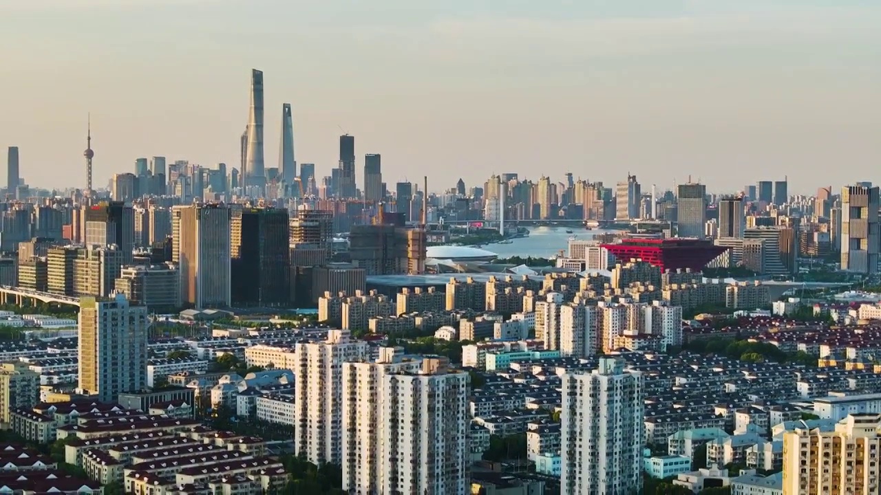 航拍远眺上海浦东陆家嘴标志性建筑视频素材