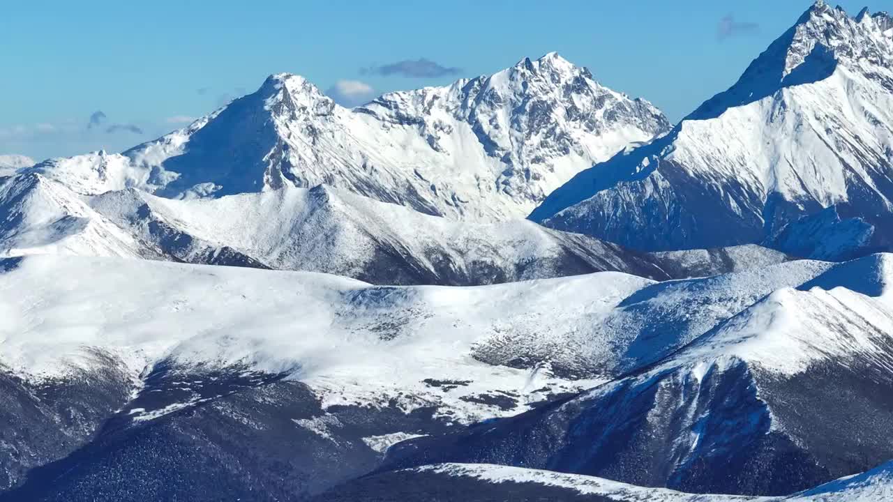 西藏林芝南迦巴瓦峰雪山风光视频素材