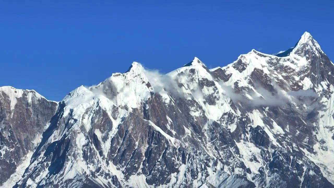 西藏林芝南迦巴瓦峰雪山风光视频素材