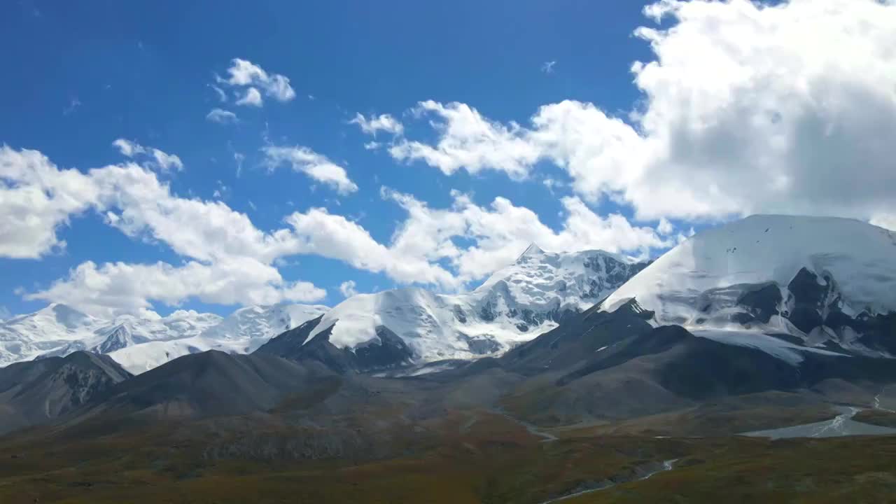 阿尼玛卿雪山视频素材