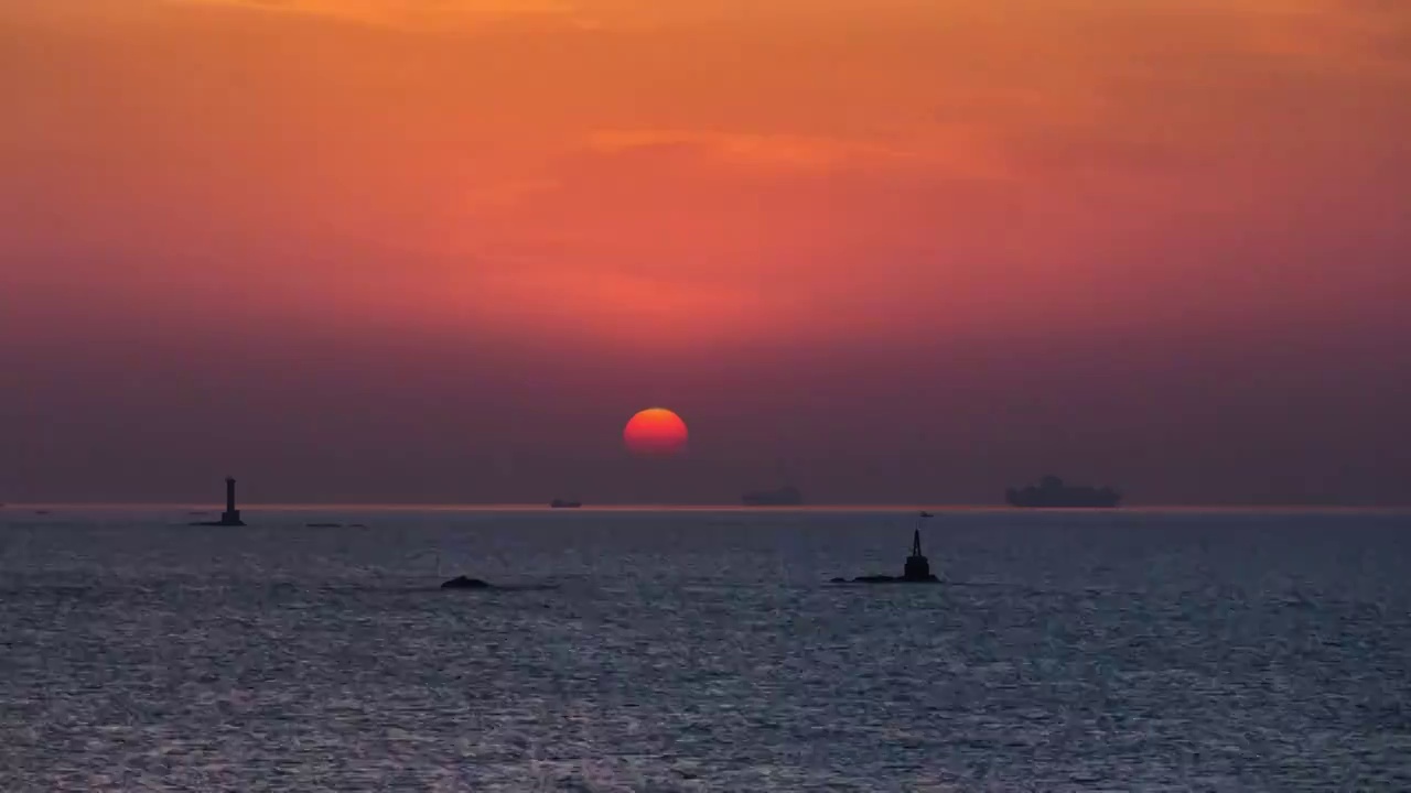 青岛西海岸的海上日出视频素材