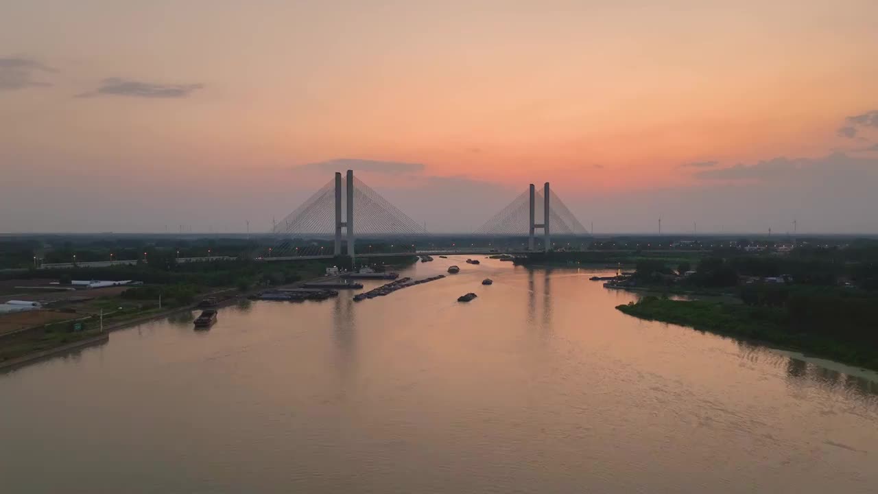 京杭大运河江苏淮安五河口大桥风光视频素材