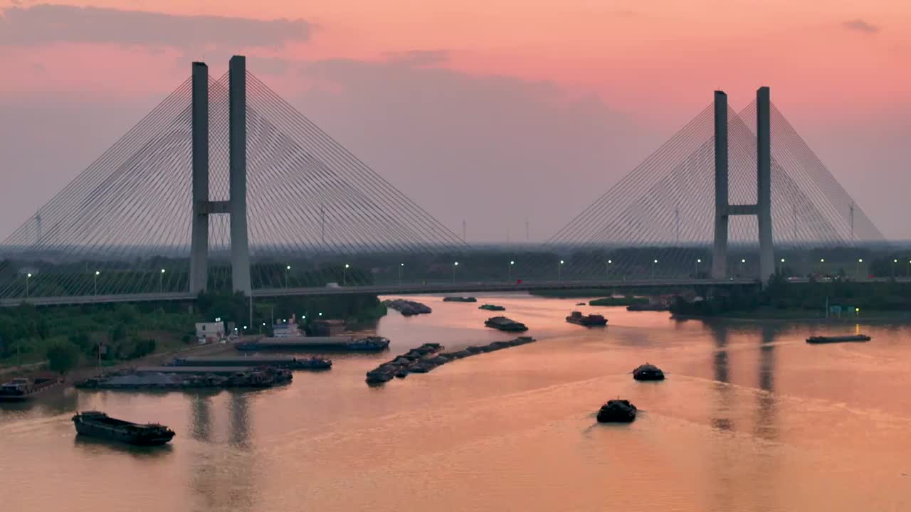 京杭大运河江苏淮安五河口大桥风光视频素材