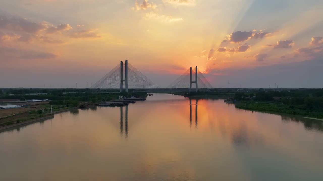 京杭大运河江苏淮安五河口大桥风光视频素材