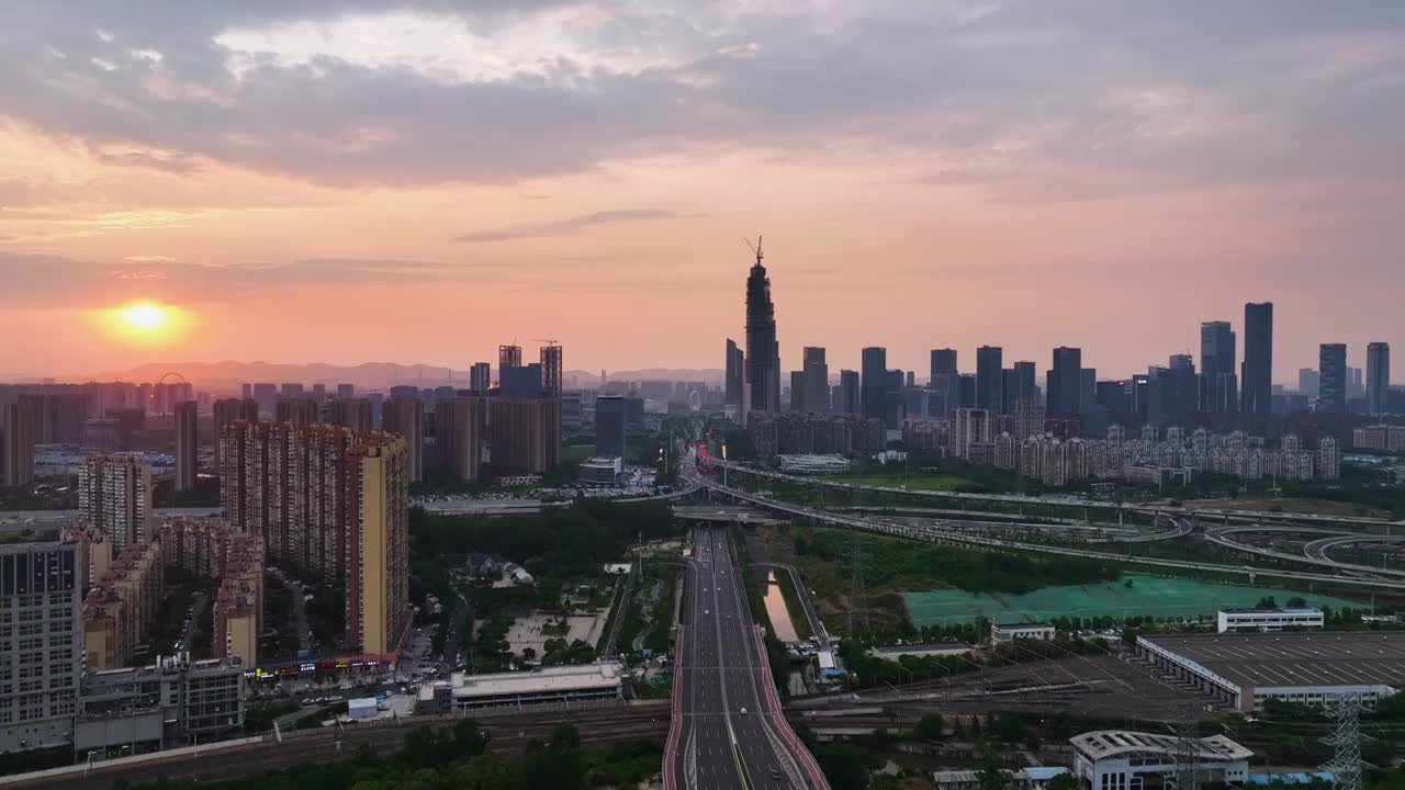 油坊桥立交和数字大道，江苏南京视频素材