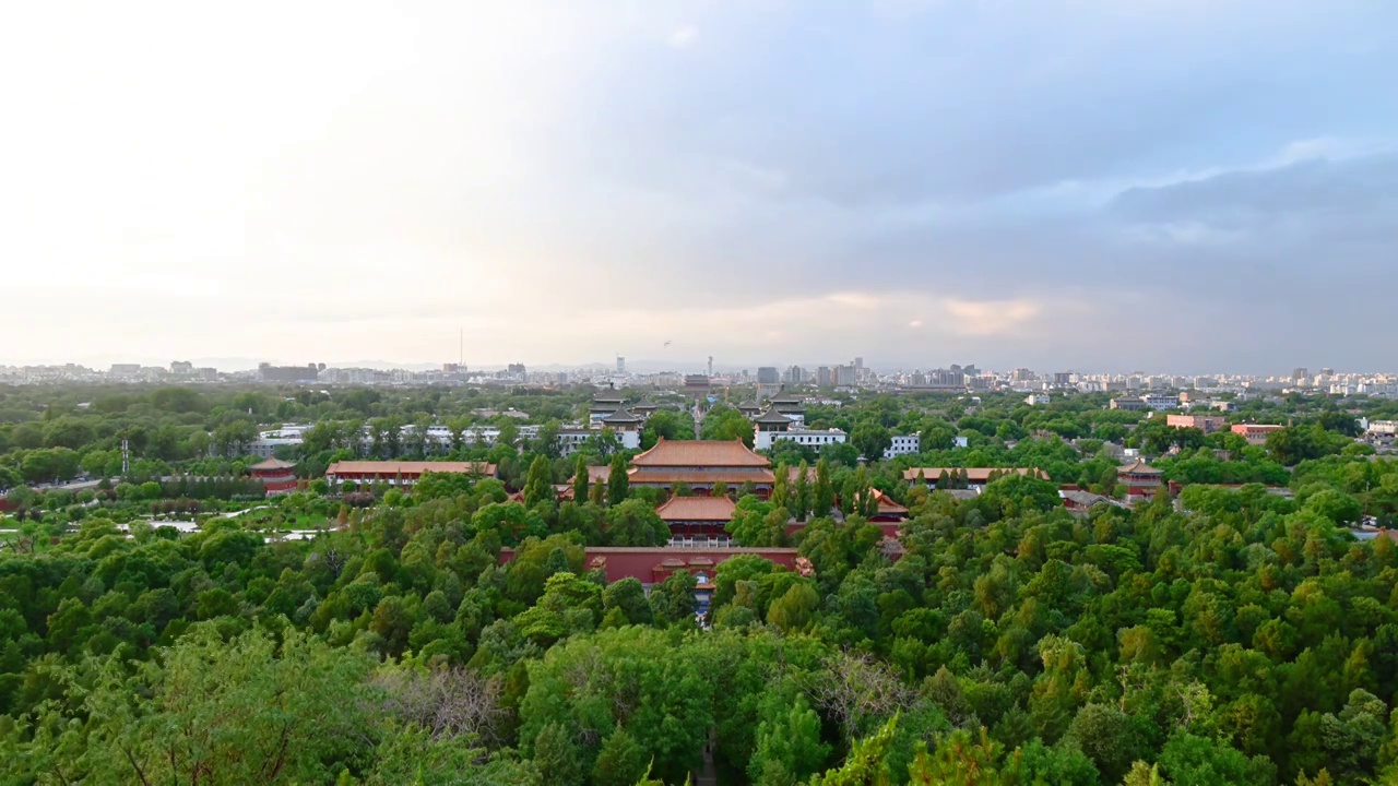 北京紫禁城故宫角楼中轴线流云延时视频素材