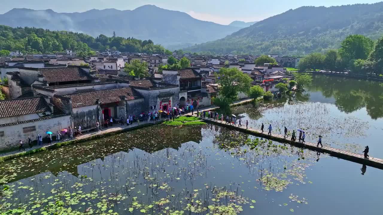 航拍中国传统水墨风安徽黟县宏村景区视频素材