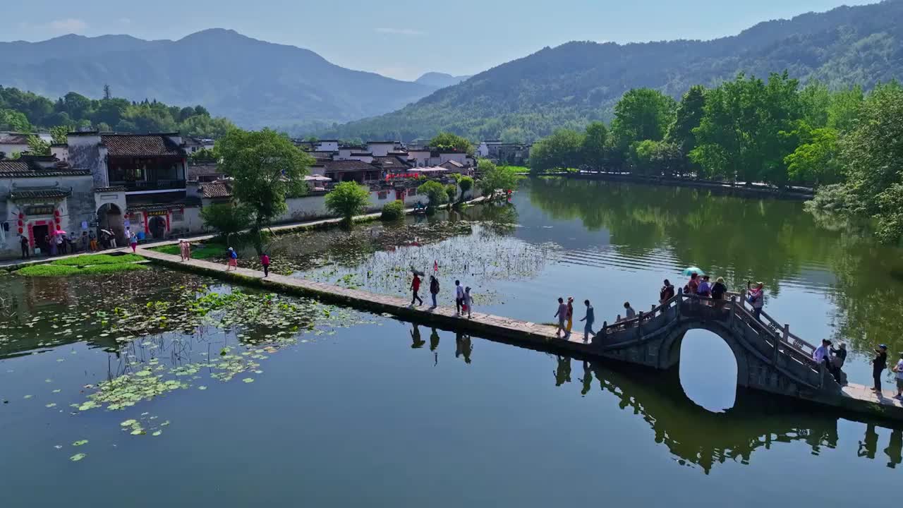 航拍中国传统水墨风安徽黟县宏村景区视频素材