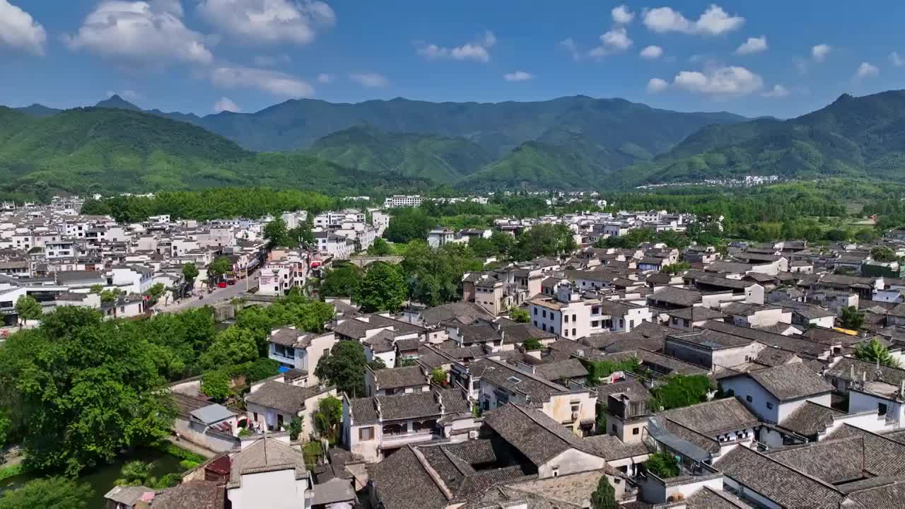 航拍中国传统水墨风安徽黟县宏村景区视频素材