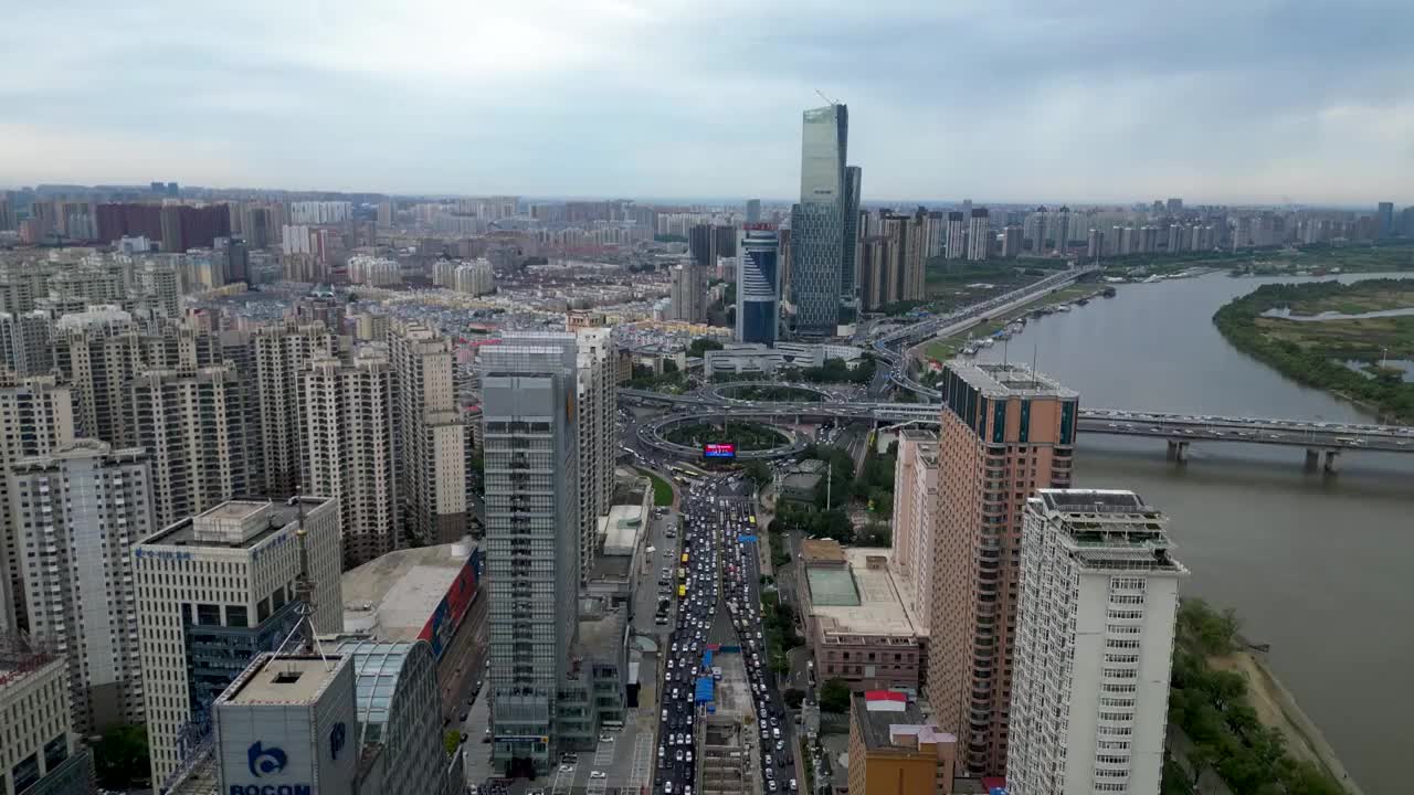 哈尔滨市 公路大桥 富力中心 志愿者广场 卓展购物中心视频素材