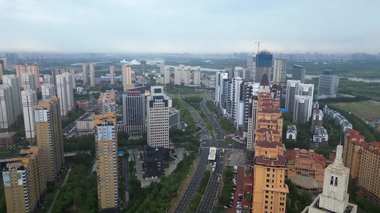 哈尔滨市 世茂大道 世纪百合园 融创茂 银水湾 雪花广场视频素材