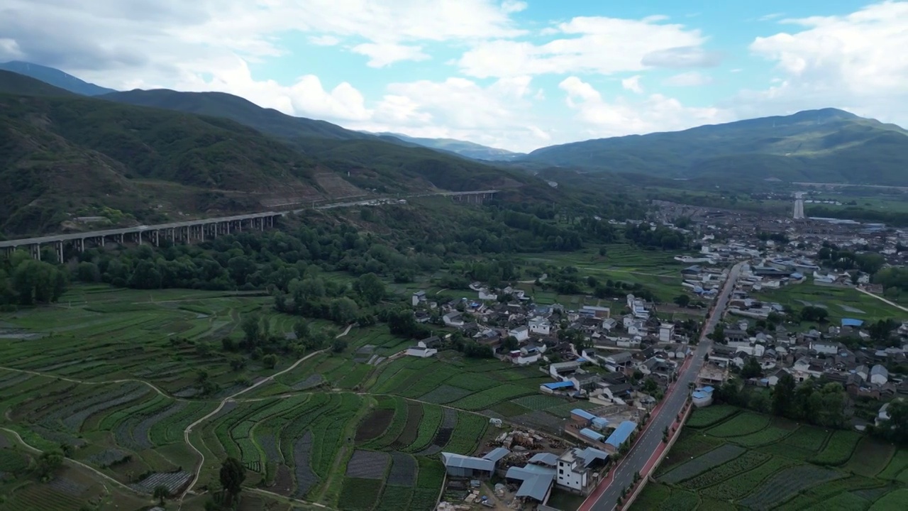 剑川田园风光视频素材画面2