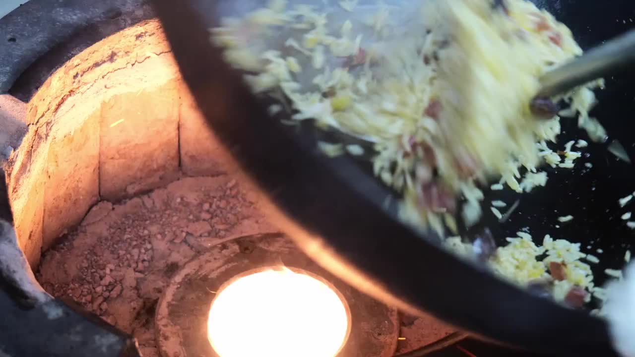 实拍炒饭 中式炒饭 蛋炒饭视频素材