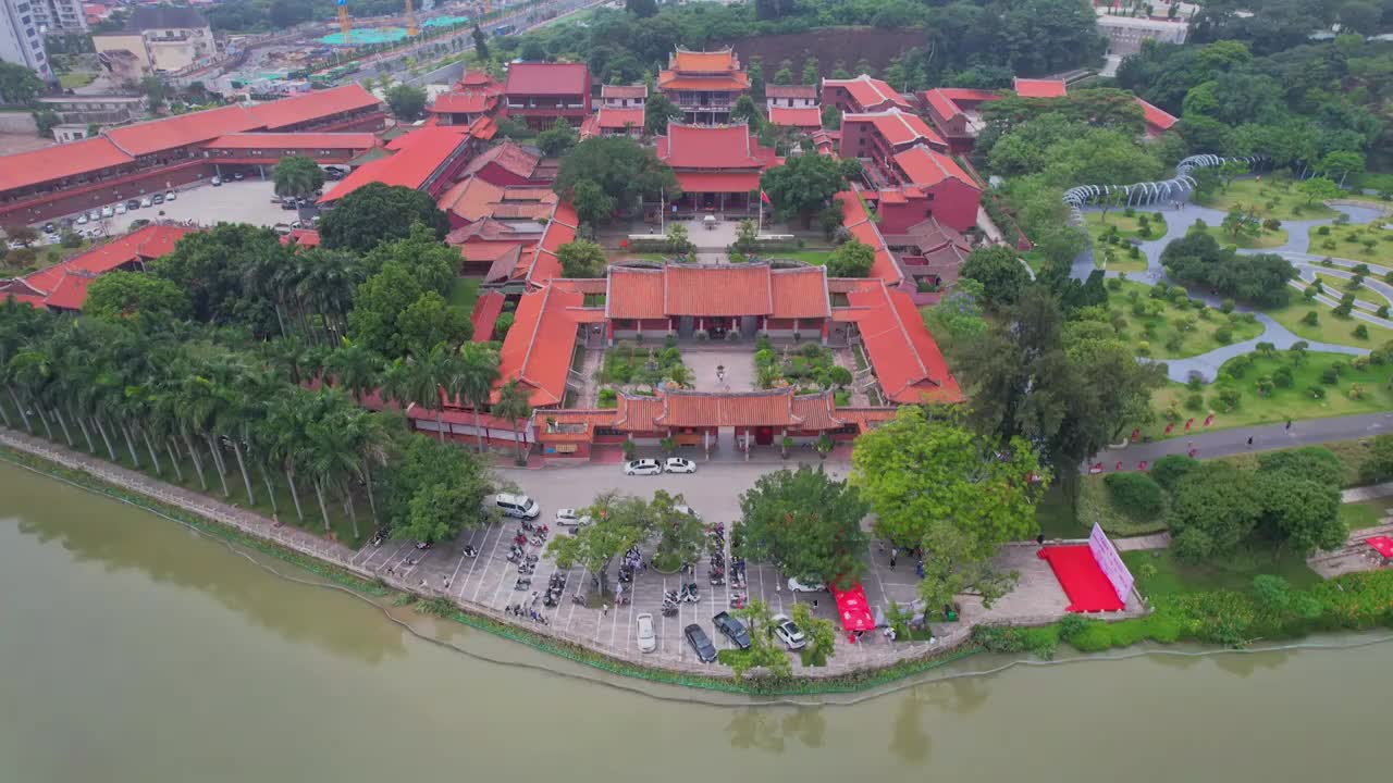 航拍漳州南山寺建筑风光视频素材