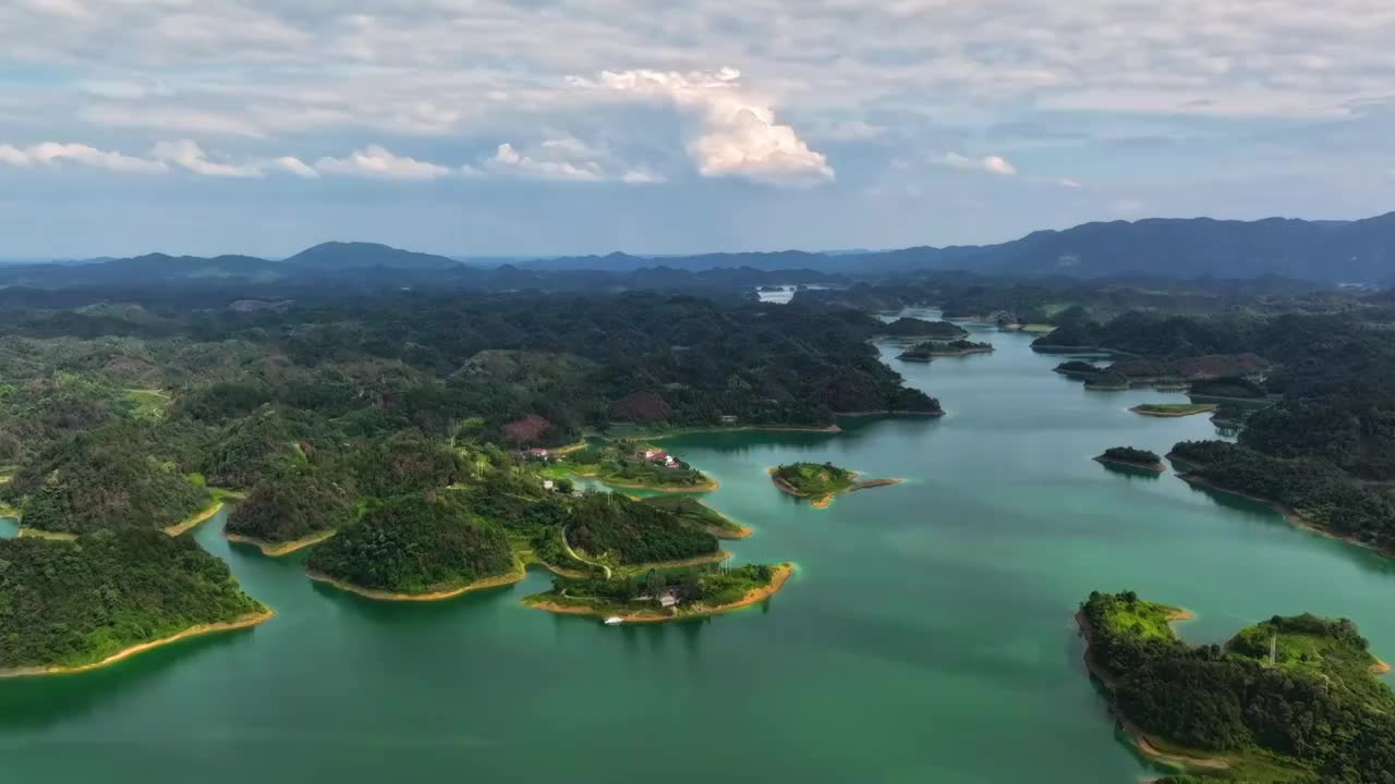 湖中岛屿视频素材