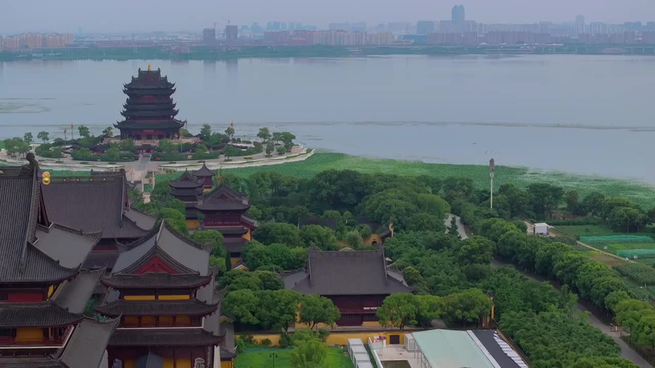 苏州园区阳澄湖半岛重元寺与莲池湖公园视频素材