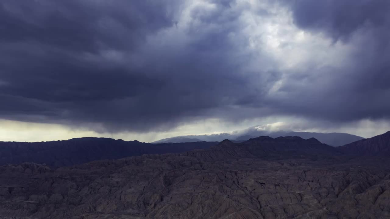 青海贵德暴雨航拍延时摄影视频素材