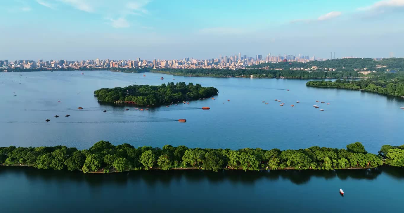 航拍杭州西湖全景与城市建筑视频素材