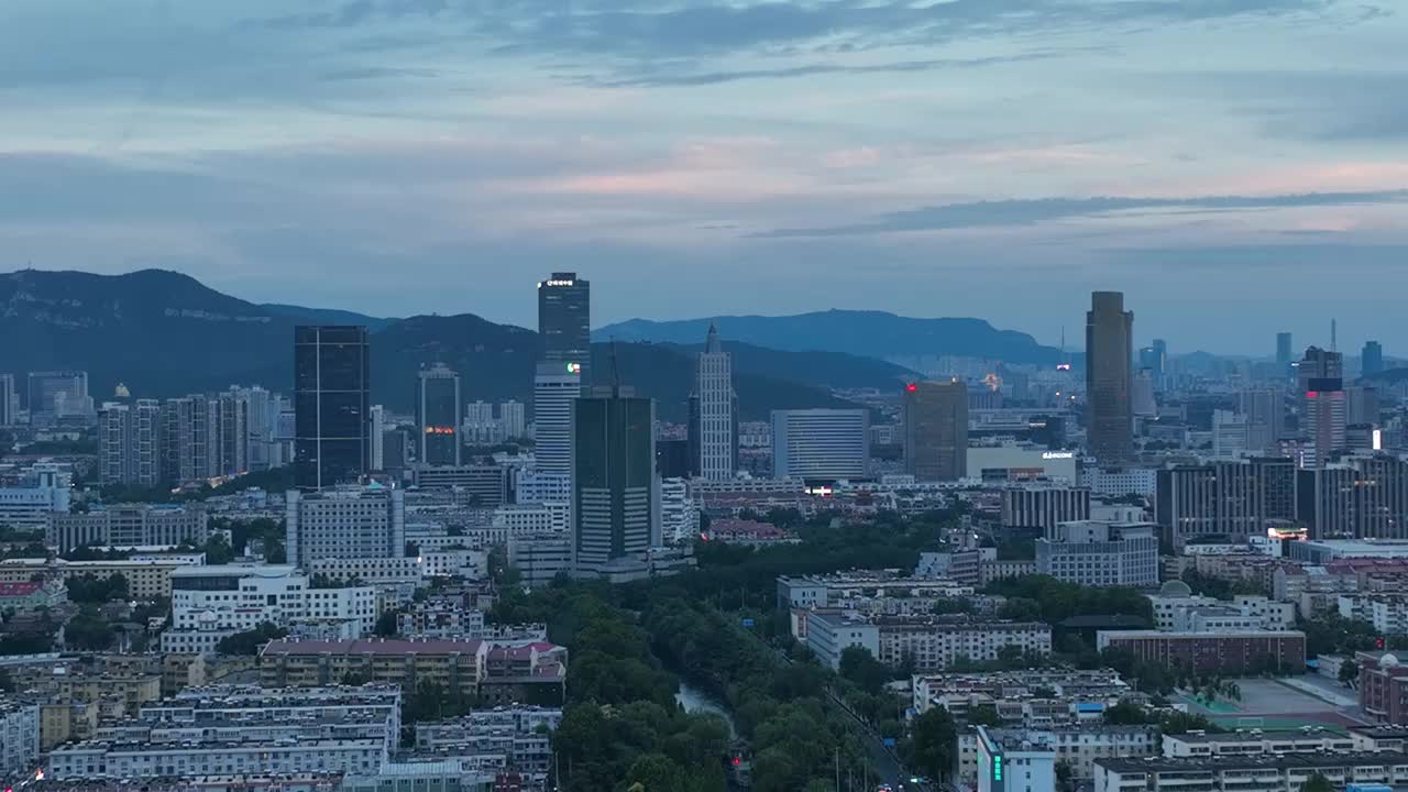 中国山东济南CBD城市天际线航拍视频素材