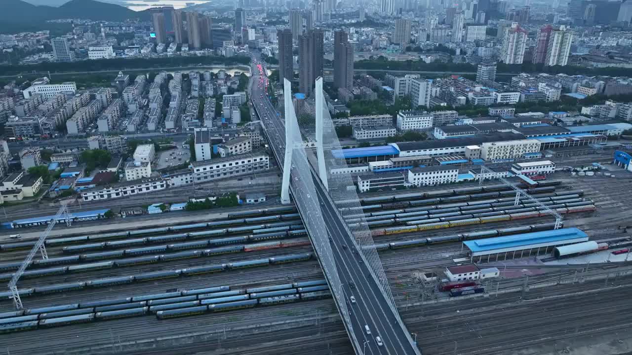 徐州市和平大桥车辆段傍晚夕阳视频素材