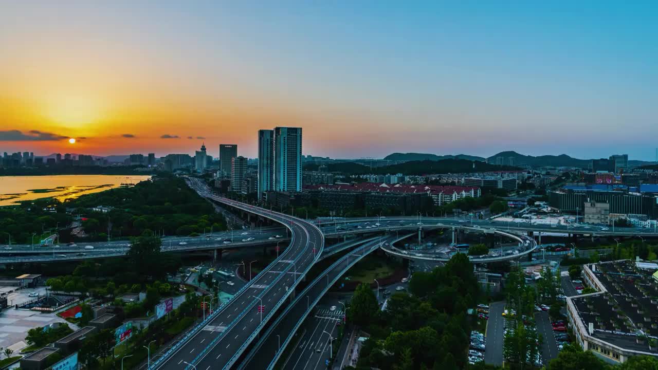 南京新庄立交桥日转夜延时摄影，江苏南京视频素材