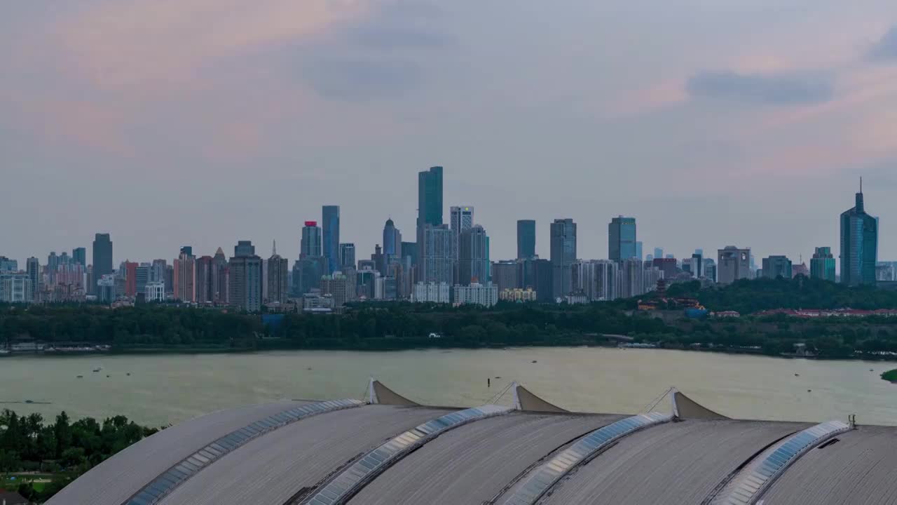 南京新街口地区日转夜延时摄影，江苏南京视频素材