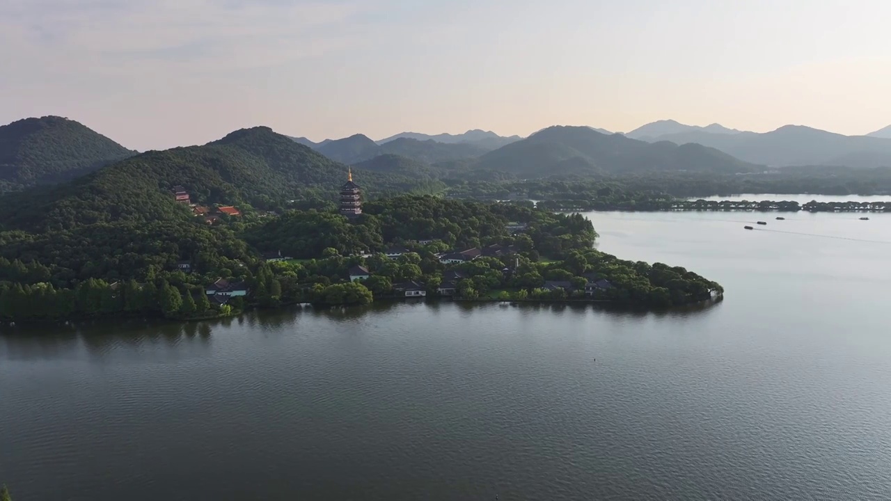 中国杭州西湖雷峰塔视频素材