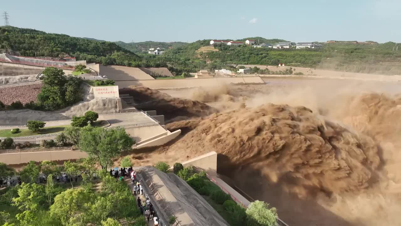 黄河小浪底调水调沙视频素材